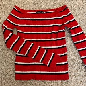 Kendall & Kylie off the shoulder top size Small